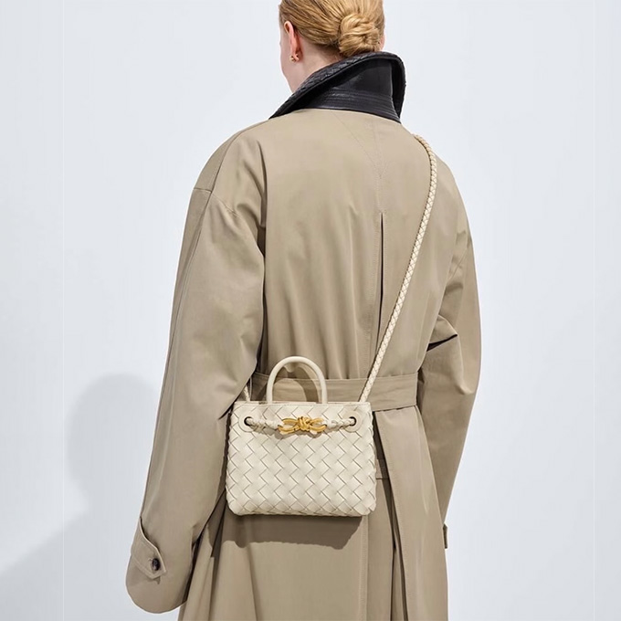 bottega veneta mini andiamo woven tote bag #874957